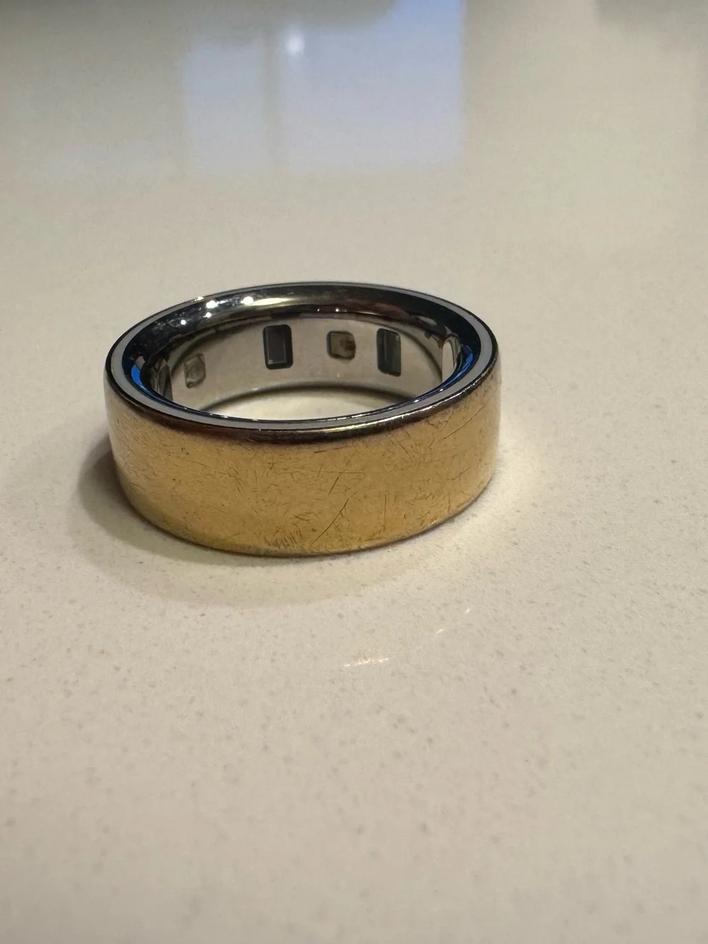 Oura Ring 4 — Gold